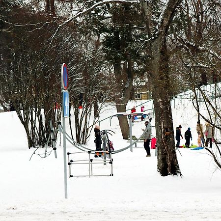 Hostel Louna Parnawa Zewnętrze zdjęcie