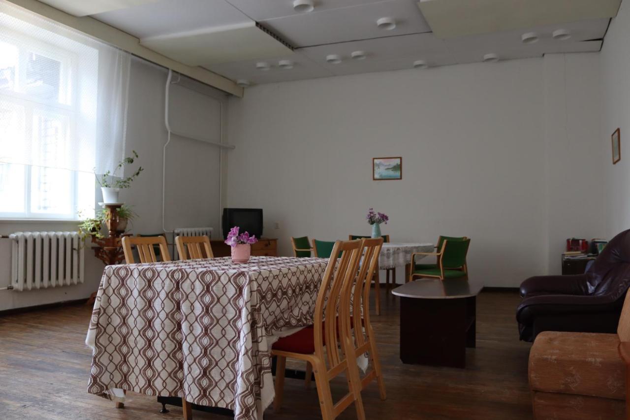 Hostel Louna Parnawa Zewnętrze zdjęcie