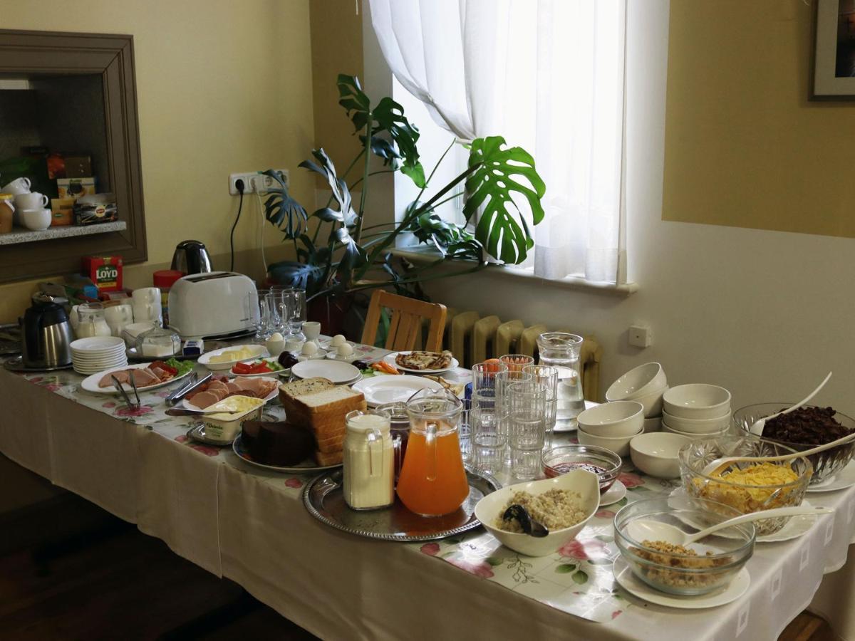 Hostel Louna Parnawa Zewnętrze zdjęcie