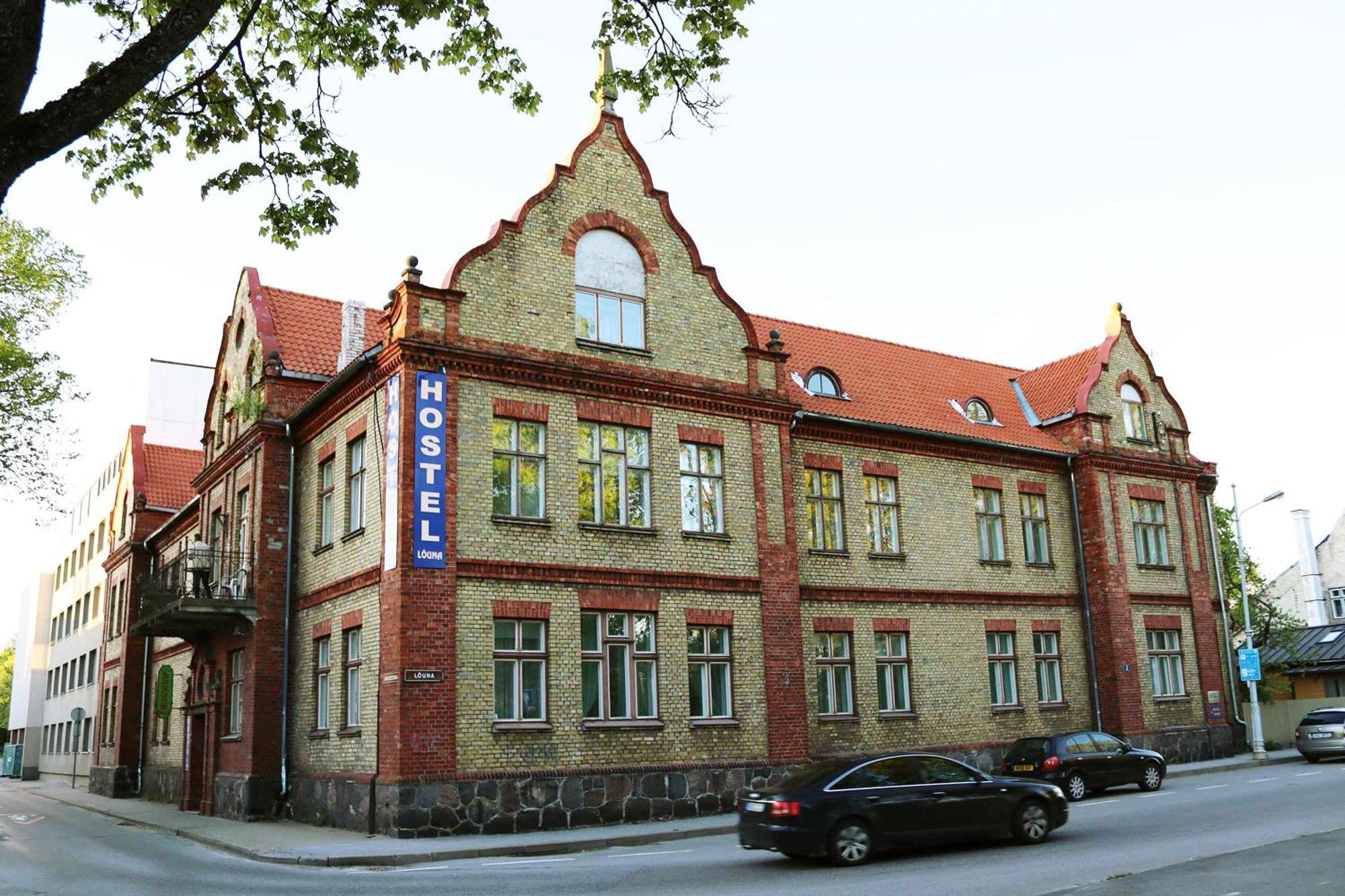 Hostel Louna Parnawa Zewnętrze zdjęcie